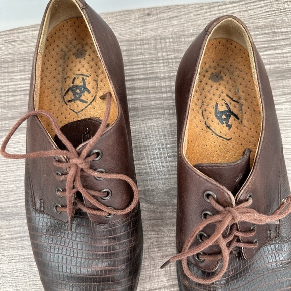 ARIAT JAMIE LEATHER lace equestrian oxford. 7.5 - Picture 3 of 10